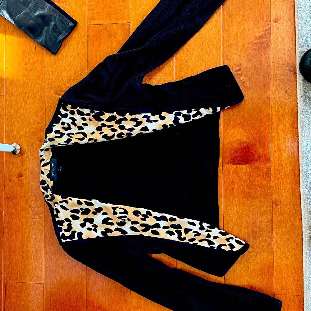 St. John jacket, in good condition, classic black suit jacket w/leopard accents